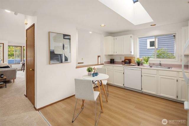 6049 33rd Avenue NE, Seattle, WA 98115