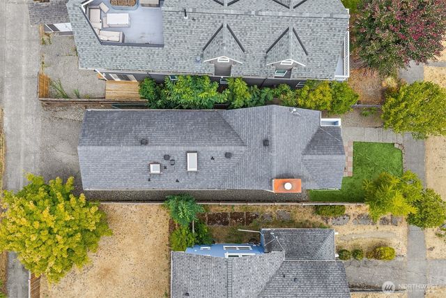 6049 33rd Avenue NE, Seattle, WA 98115