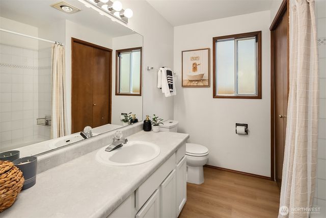 6049 33rd Avenue NE, Seattle, WA 98115