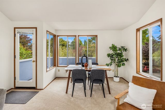 6049 33rd Avenue NE, Seattle, WA 98115