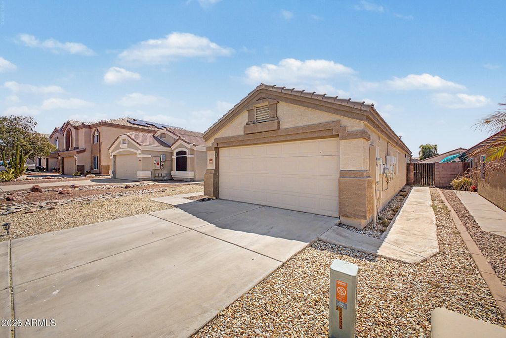 11339 W MADISEN ELLISE Drive, Surprise, AZ 85378 — photo 5