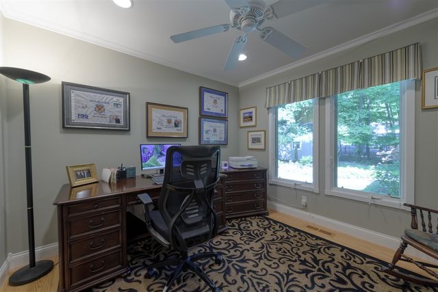 848 W Center Street, Douglas, MI 49406