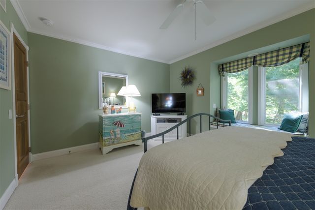 848 W Center Street, Douglas, MI 49406