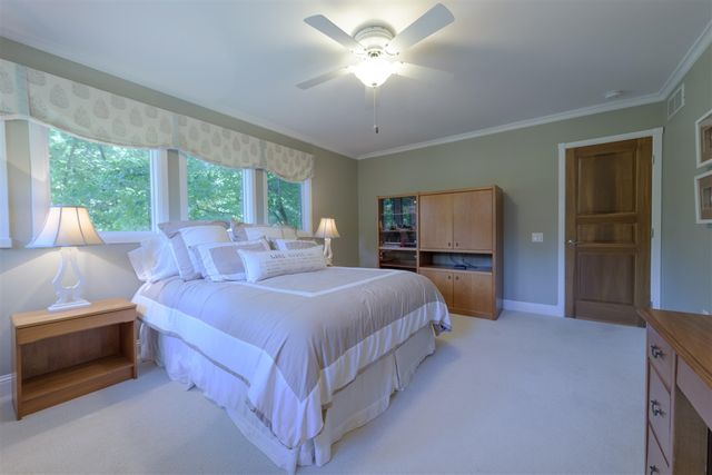 848 W Center Street, Douglas, MI 49406