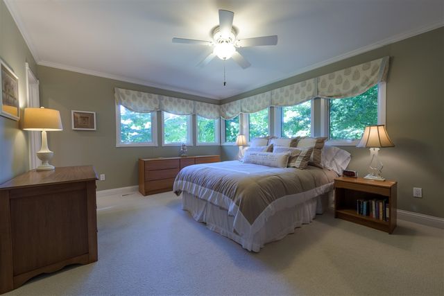 848 W Center Street, Douglas, MI 49406