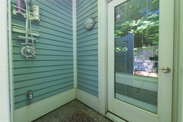848 W Center Street, Douglas, MI 49406