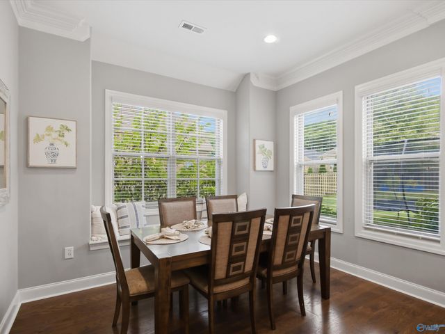 15 Taylors Brook Way SE, Gurley, AL 35748