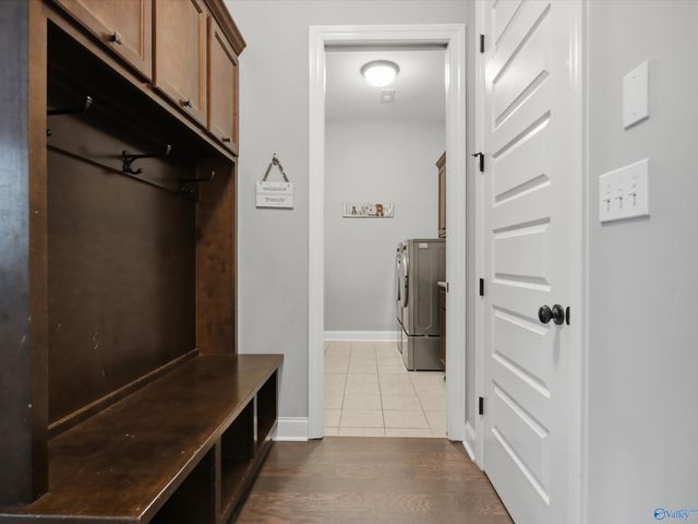 15 Taylors Brook Way SE, Gurley, AL 35748