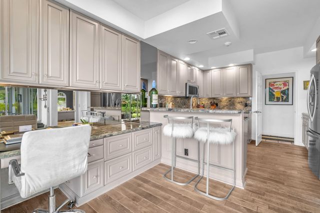 11813 Pebblewood Drive, Wellington, FL 33414