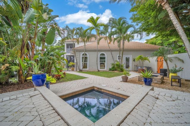 11813 Pebblewood Drive, Wellington, FL 33414
