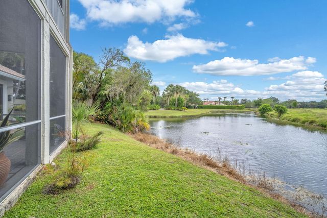 11813 Pebblewood Drive, Wellington, FL 33414