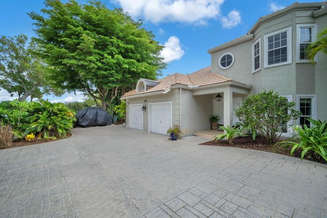 11813 Pebblewood Drive, Wellington, FL 33414