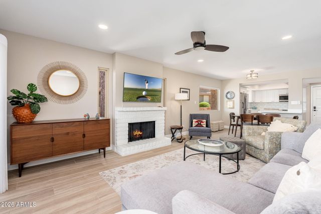 7424 N Via Camello Del Norte -- 185, Scottsdale, AZ 85258