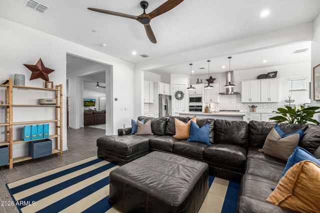 29353 N 135th Drive, Peoria, AZ 85383