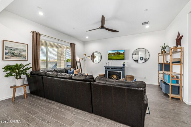 29353 N 135th Drive, Peoria, AZ 85383