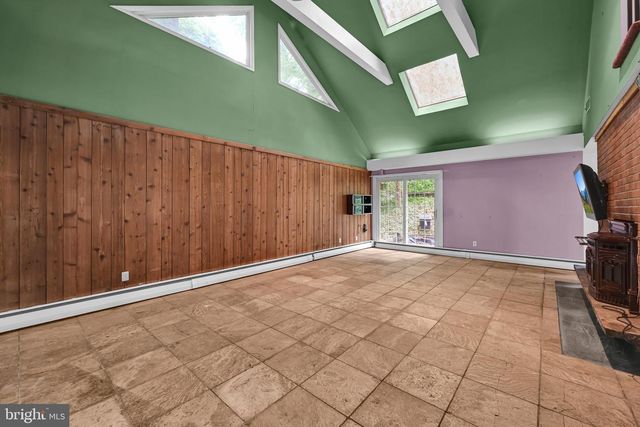 9 WOODED LN, Media, PA 19063