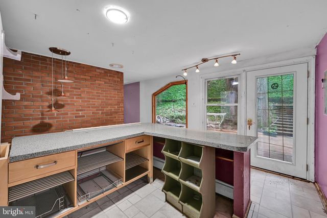 9 WOODED LN, Media, PA 19063