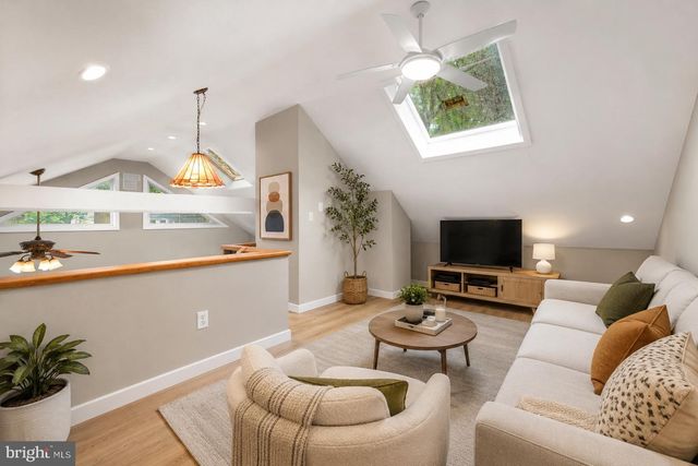 9 WOODED LN, Media, PA 19063