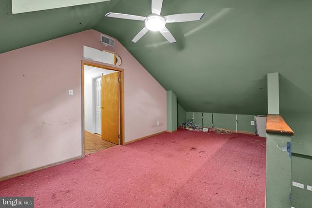 9 WOODED LN, Media, PA 19063