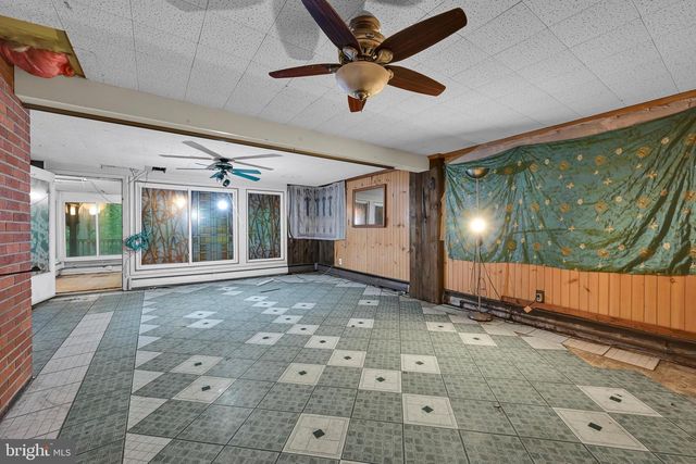 9 WOODED LN, Media, PA 19063