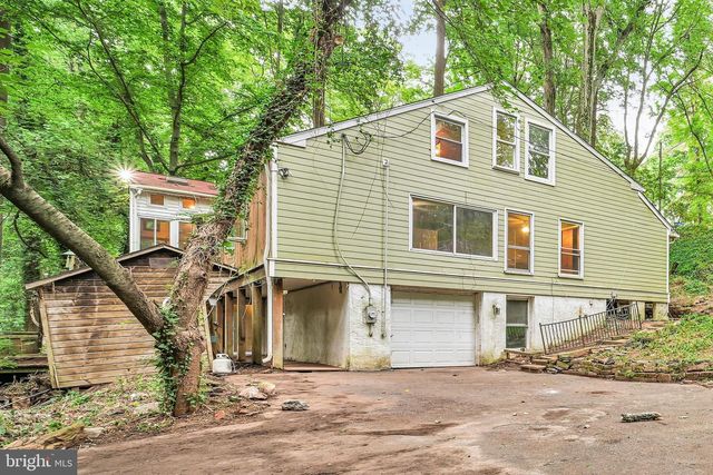 9 WOODED LN, Media, PA 19063