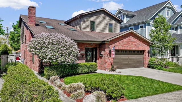 404 Grand Boulevard, Park Ridge, IL 60068