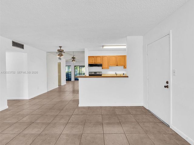 831 NE 199th St 101-34, Miami, FL 33179