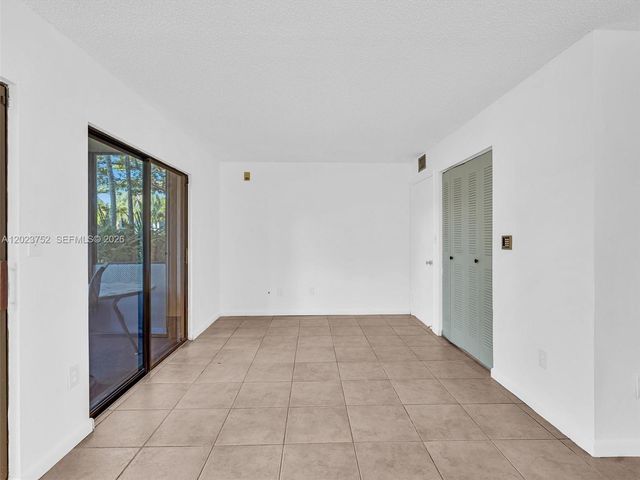 831 NE 199th St 101-34, Miami, FL 33179