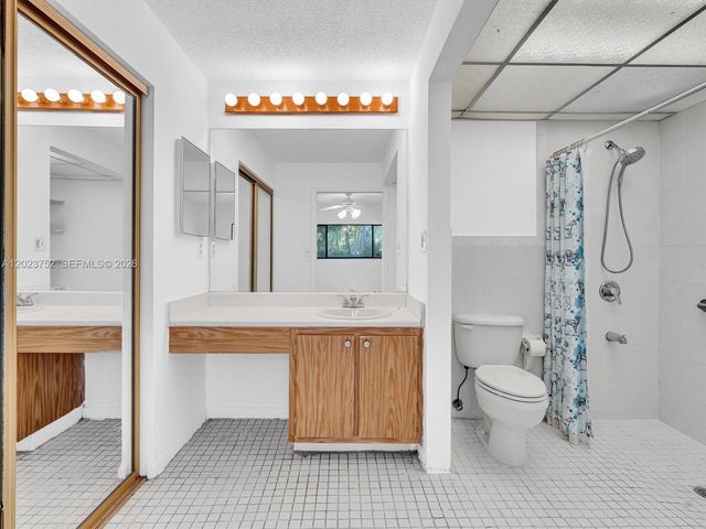 831 NE 199th St 101-34, Miami, FL 33179