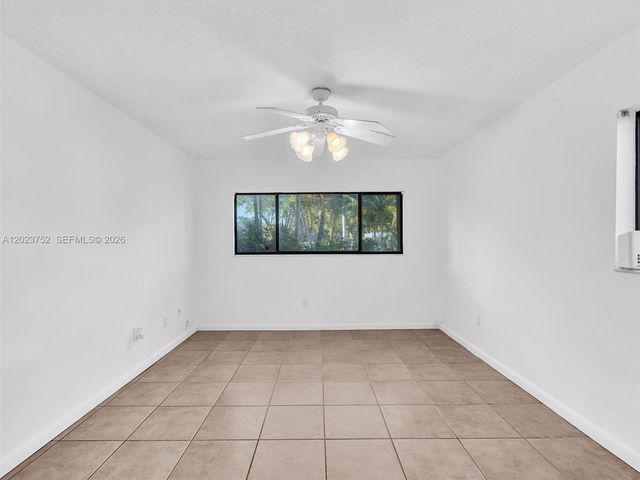 831 NE 199th St 101-34, Miami, FL 33179