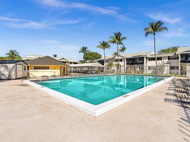 831 NE 199th St 101-34, Miami, FL 33179