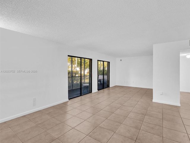 831 NE 199th St 101-34, Miami, FL 33179