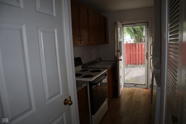 718 Ferndale Court, Indianapolis, IN 46227