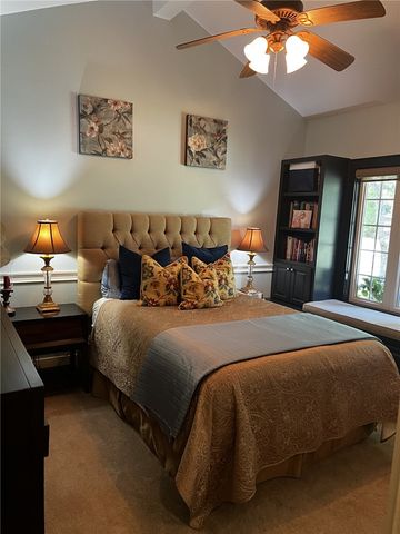 406 E Waterside Drive, Seneca, SC 29672