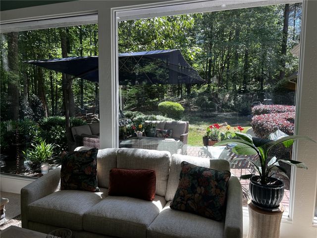 406 E Waterside Drive, Seneca, SC 29672