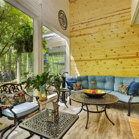 406 E Waterside Drive, Seneca, SC 29672