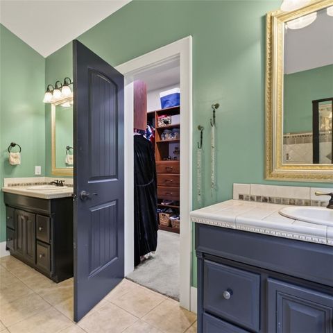 406 E Waterside Drive, Seneca, SC 29672