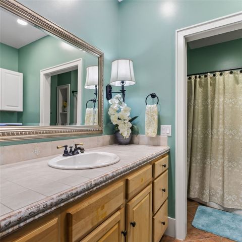 406 E Waterside Drive, Seneca, SC 29672
