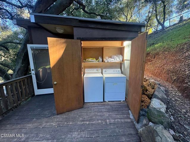 1281 Old Topanga Canyon Road, Topanga, CA 90290