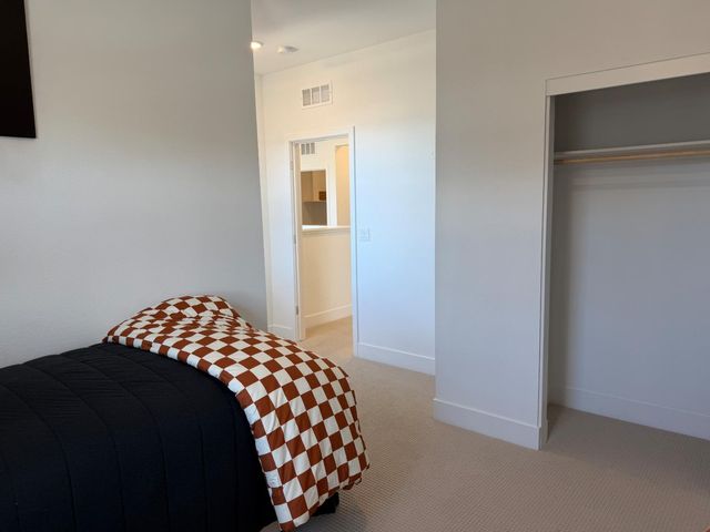 256 Birch Ranch Way, Patterson, CA 95363