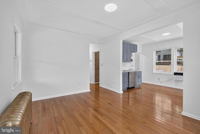 1004 SHEPHERD ST NE, Washington, DC 20017
