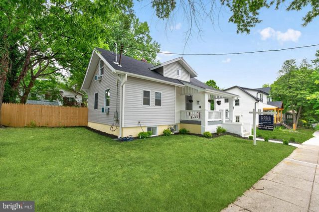 1004 SHEPHERD ST NE, Washington, DC 20017