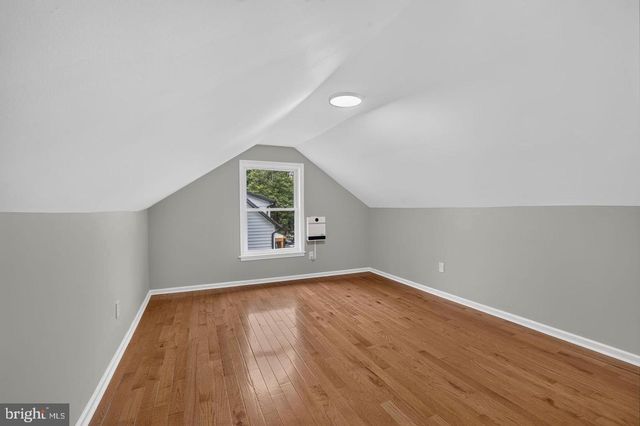 1004 SHEPHERD ST NE, Washington, DC 20017