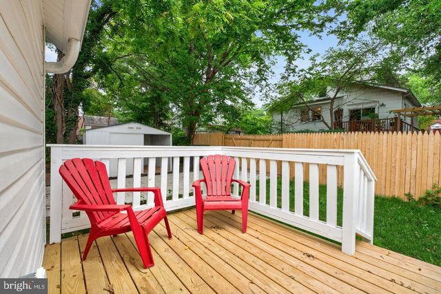 1004 SHEPHERD ST NE, Washington, DC 20017