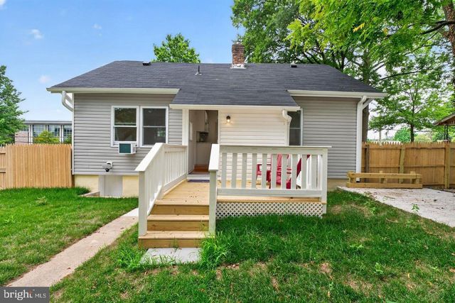 1004 SHEPHERD ST NE, Washington, DC 20017