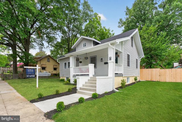1004 SHEPHERD ST NE, Washington, DC 20017