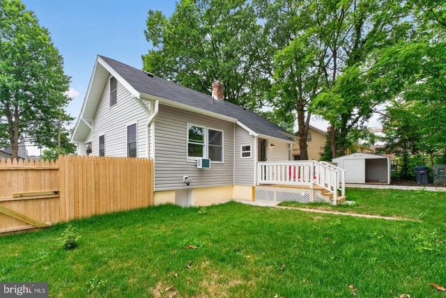 1004 SHEPHERD ST NE, Washington, DC 20017