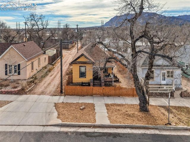 119 W Fountain Boulevard, Colorado Springs, CO 80903