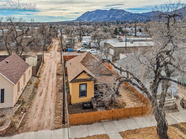 119 W Fountain Boulevard, Colorado Springs, CO 80903