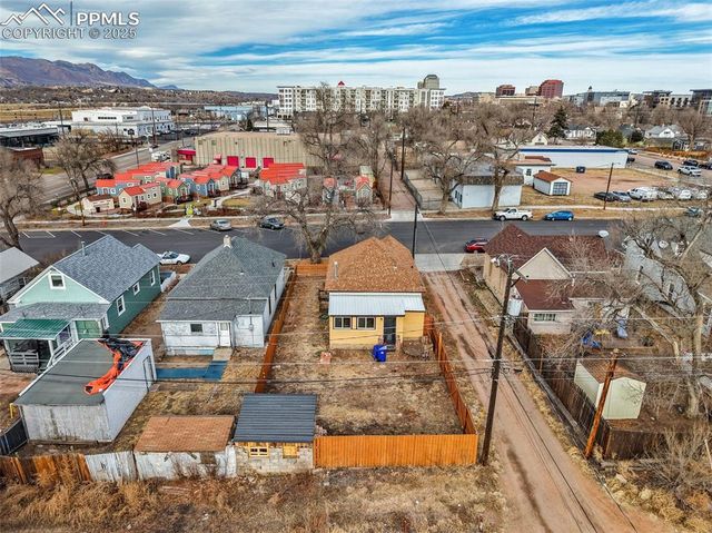 119 W Fountain Boulevard, Colorado Springs, CO 80903